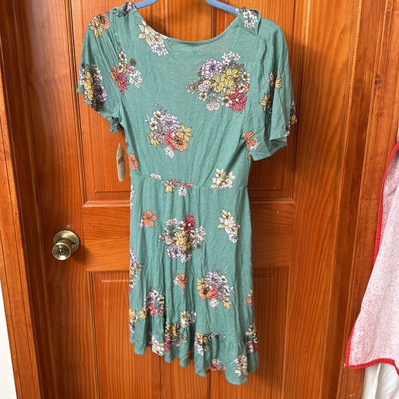 NWT!! Altar’d State Wrap Dress Size small - Teal Green Floral! So pretty! 🌺🌻 - Picture 7 of 7